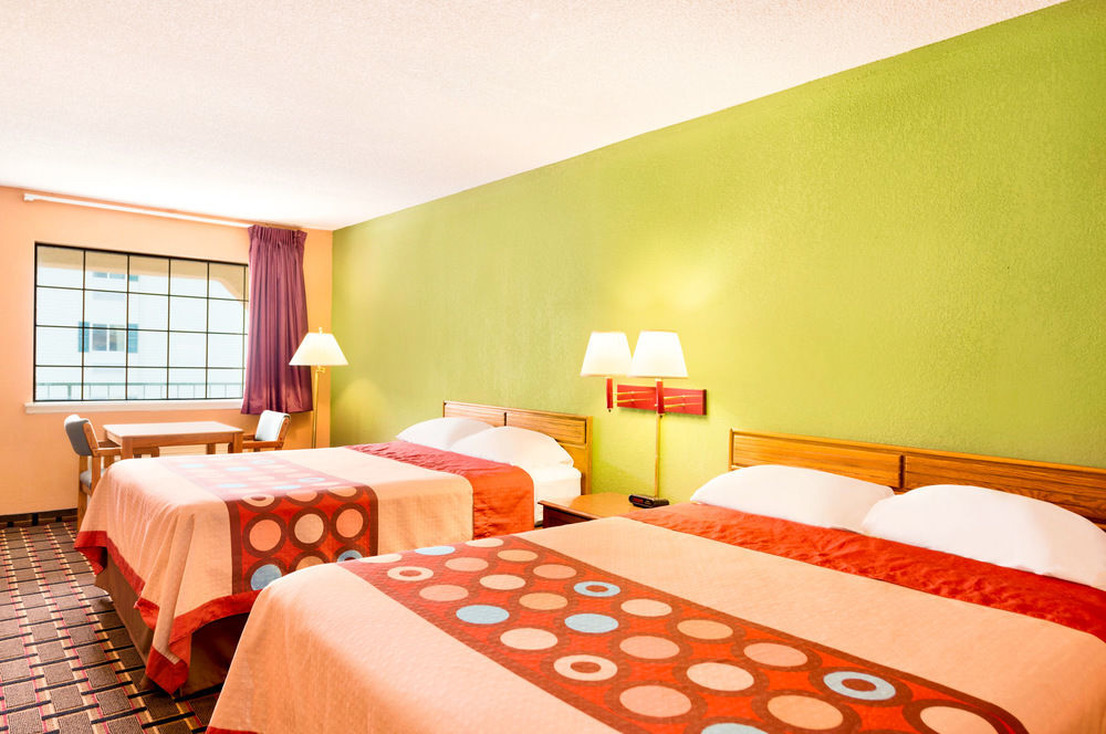 Americas Best Value Inn Darien Exteriör bild